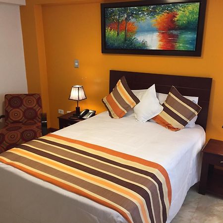 Hotel Europa อีกีโตส ห้อง รูปภาพ