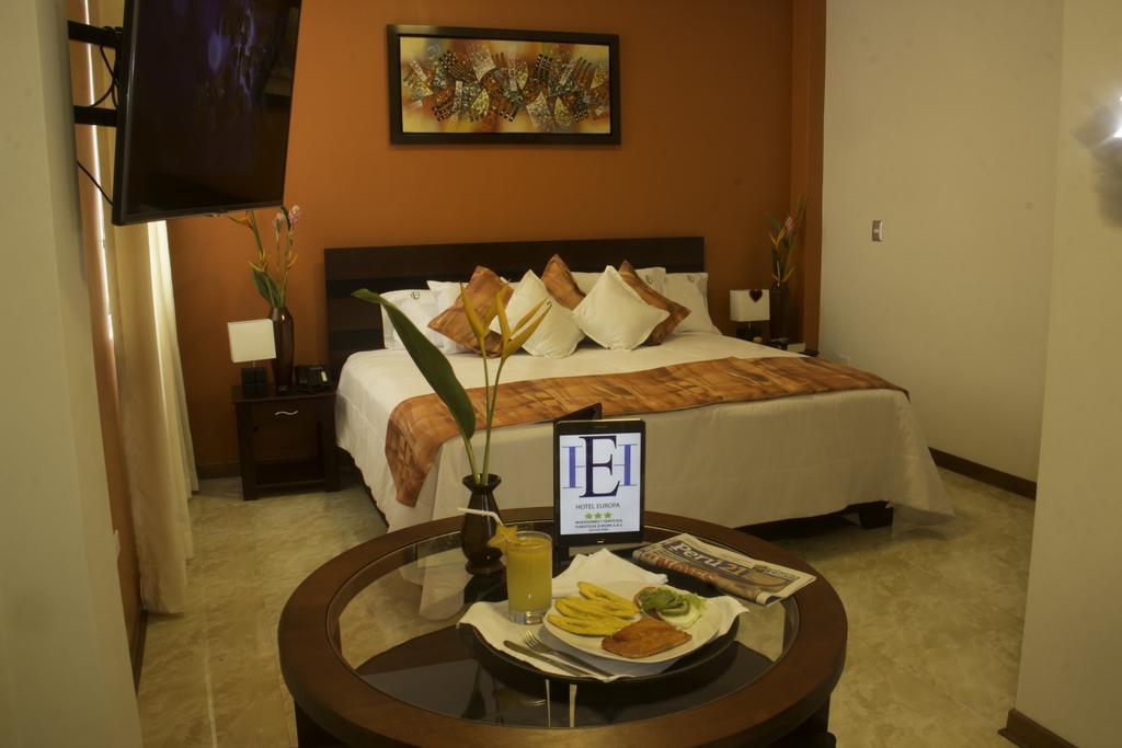 Hotel Europa อีกีโตส ภายนอก รูปภาพ