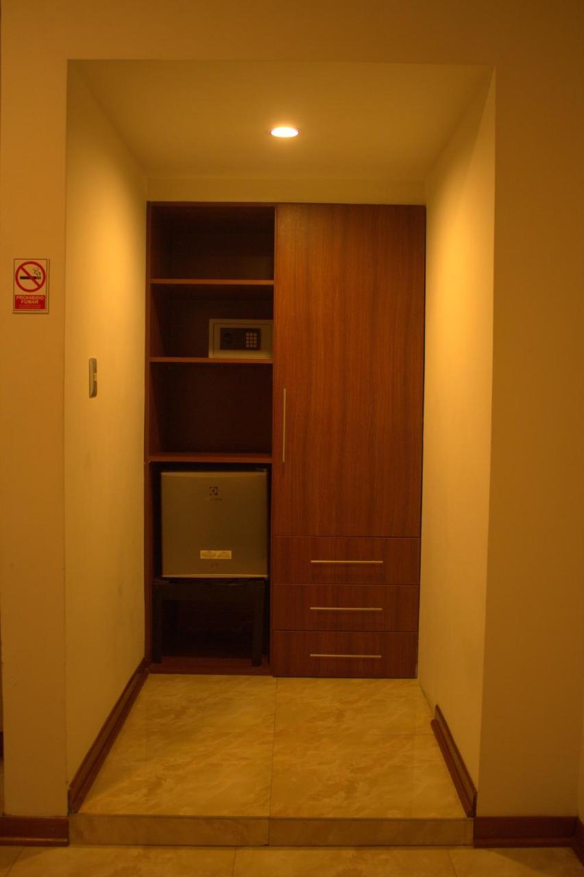 Hotel Europa อีกีโตส ภายนอก รูปภาพ